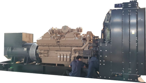 購入 1500kva元のCumminsのディーゼル発電機セットStamford Alterantor online manufacture