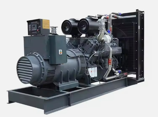 購入 375KVA ディーゼル発電機 オープンフレームパワーセット カミンズエンジン発電機 ホテル工場用発電所 online manufacture